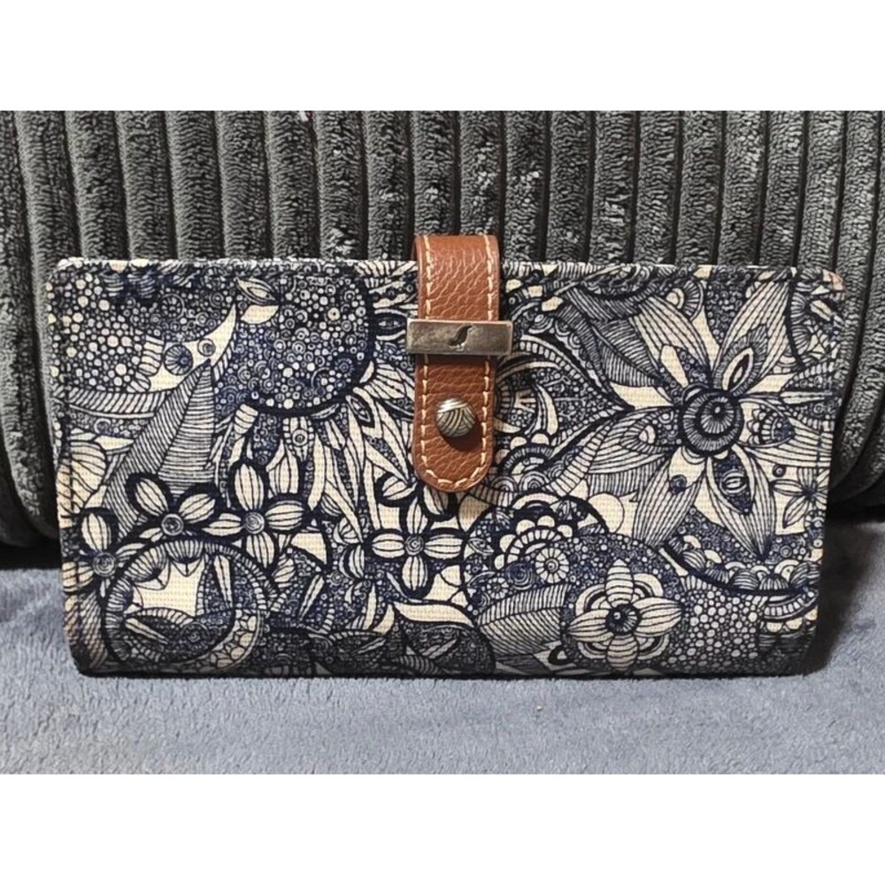Nice Sakroots Black/White Print Wallet GuC